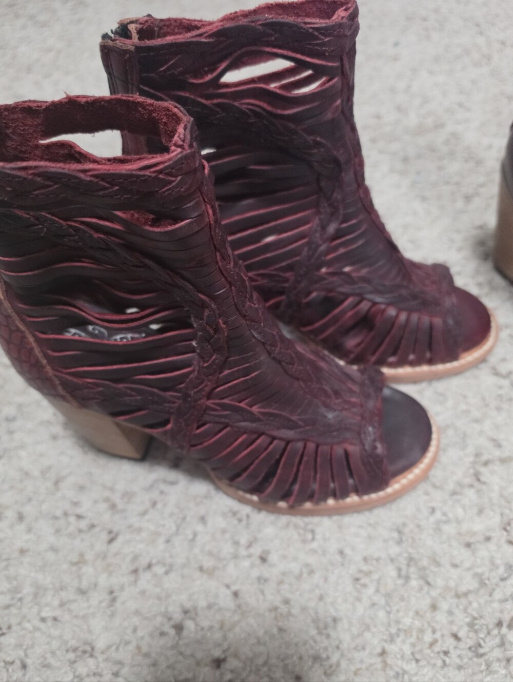 Feeebirds Bela Multi Wine Size 6
